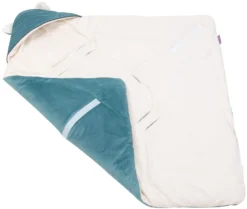 Couverture à Capuche Avec Oreilles Pour Siège De Voiture – Peluche écru Et Velours émeraude -Bébés Produits Magasin jukki car seat blankets velvet emerald 03